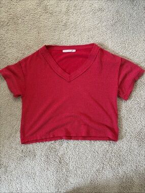 Altar'd State Red Ribbed V-Neck Crop Tee